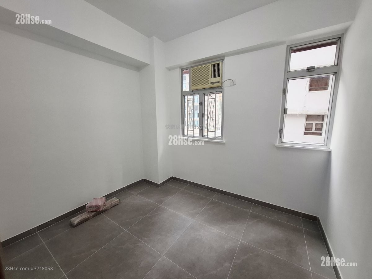 Ying Pont Building Rental 1 Bedroom , 1 Bathroom 321 ft²