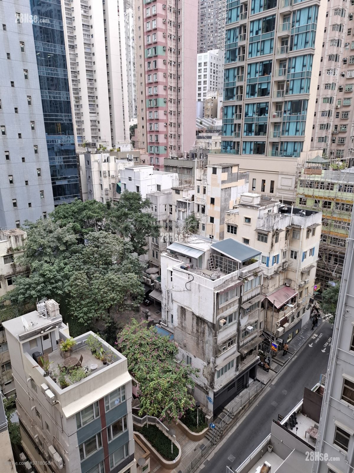 Ying Pont Building Rental 1 Bedroom , 1 Bathroom 321 ft²