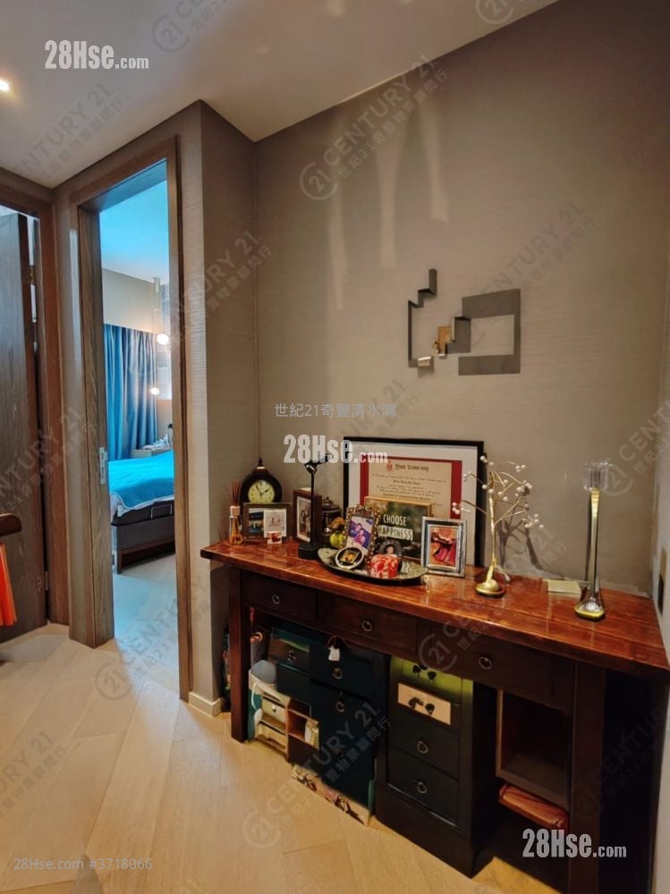 Mount Pavilia Sell 1,184 ft²