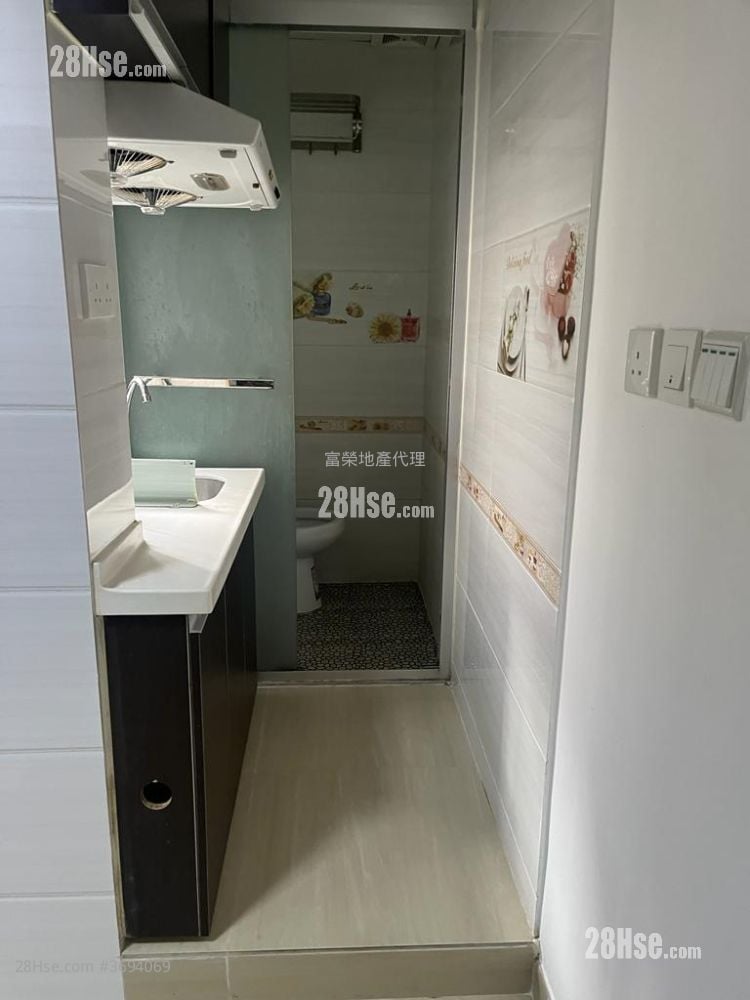 利达大楼 租盘 1 房 , 1 浴室 160 平方尺