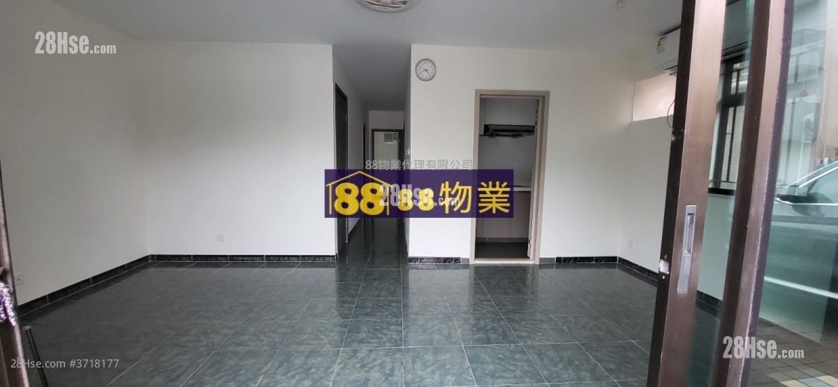 Village Sell 3 Bedrooms , 1 Bathroom 700 ft²