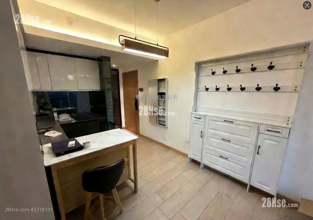 東環 租盤 1 房 , 1 浴室 412 平方呎