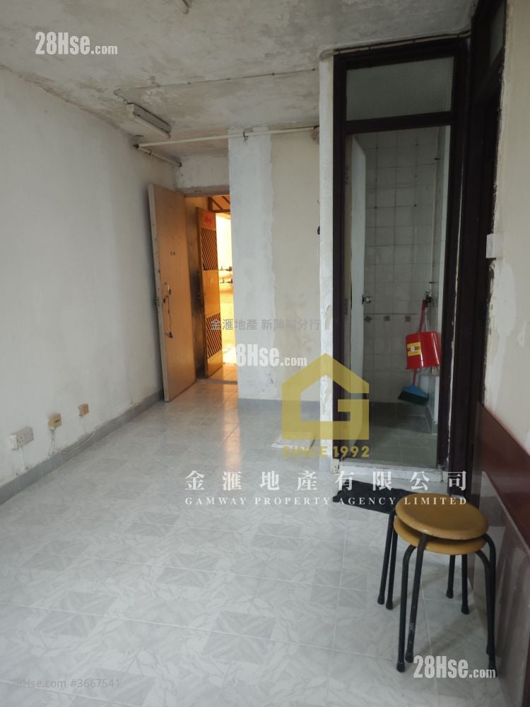 东头(二)邨 售盘 1 房 , 1 浴室 267 平方尺