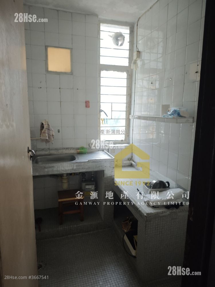 东头(二)邨 售盘 1 房 , 1 浴室 267 平方尺