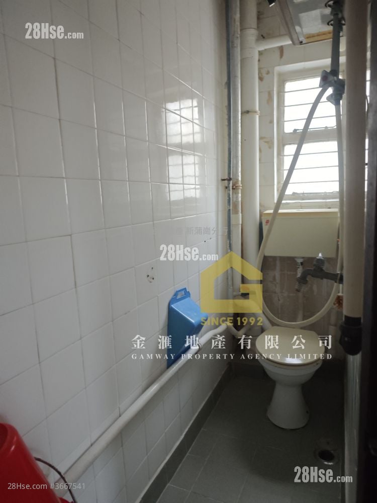 东头(二)邨 售盘 1 房 , 1 浴室 267 平方尺