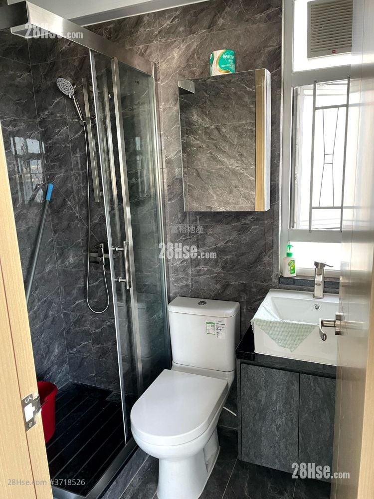 德丰大厦 售盘 1 房 , 1 浴室 309 平方尺