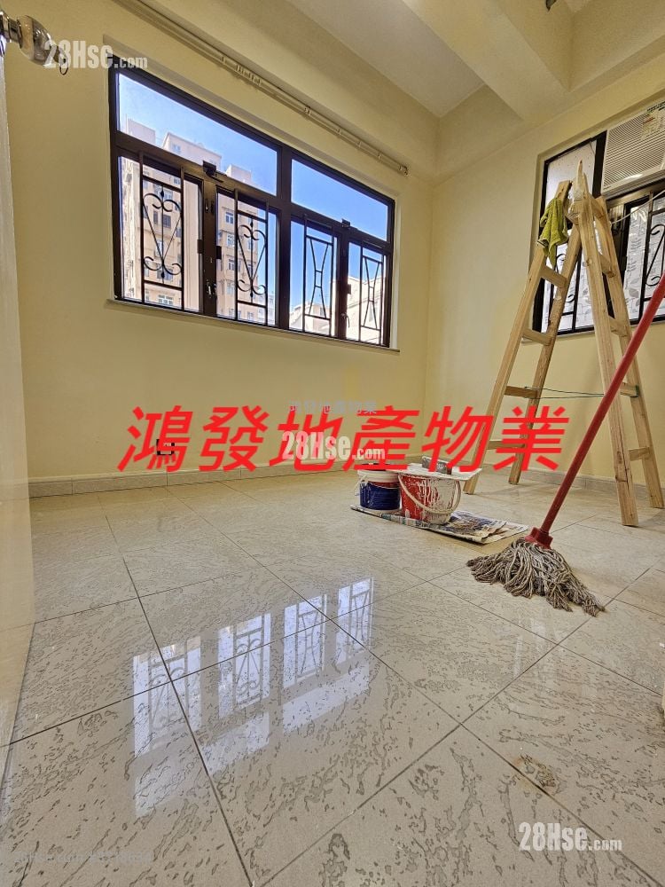 Nan Yuen Building Sell 3 Bedrooms , 1 Bathroom 463 ft²