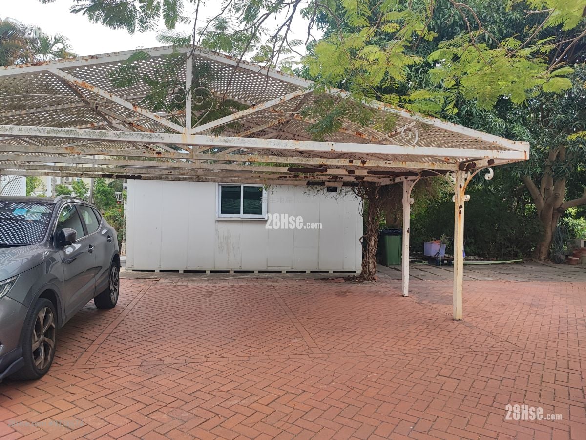 村屋 租盘 2 房 , 2 浴室 700 平方尺