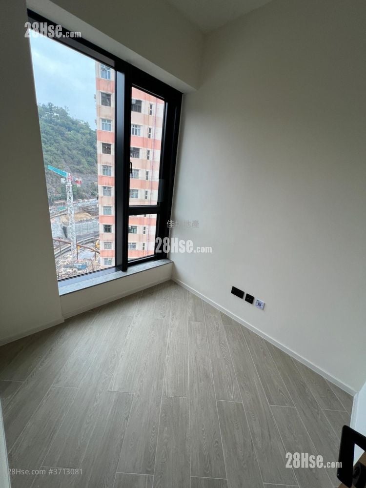 傲华 租盘 1 房 , 1 浴室 283 平方尺