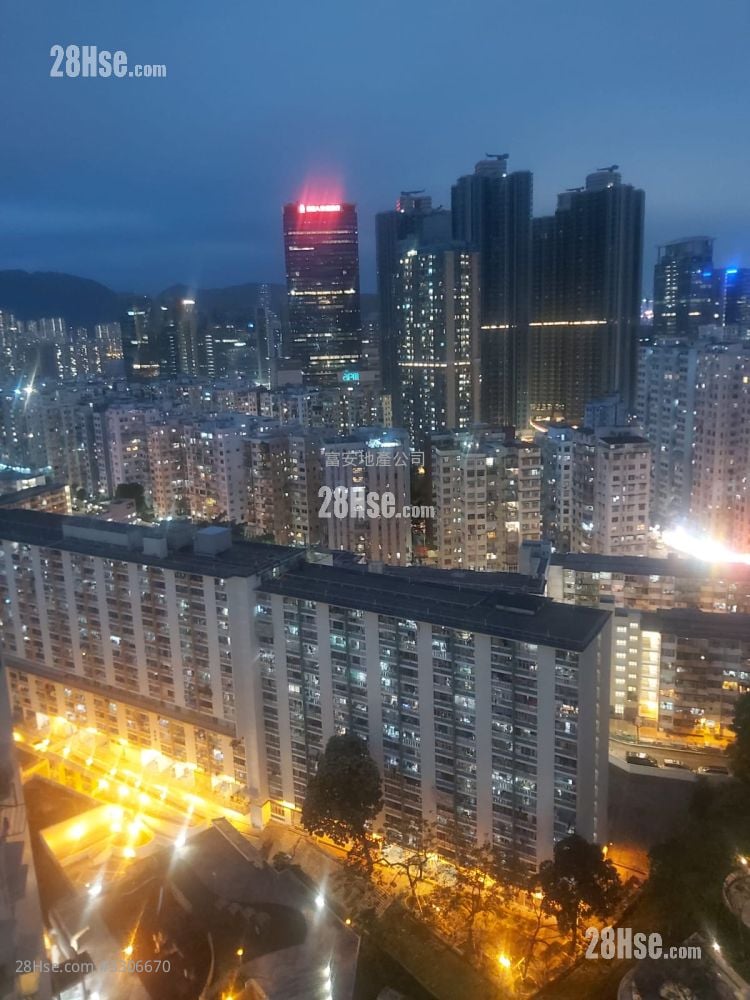 寶珮苑 售盤 3 房 , 1 浴室 645 平方呎