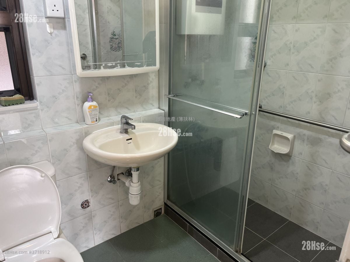 Chi Fu Fa Yuen Rental 3 Bedrooms , 1 Bathroom 588 ft²