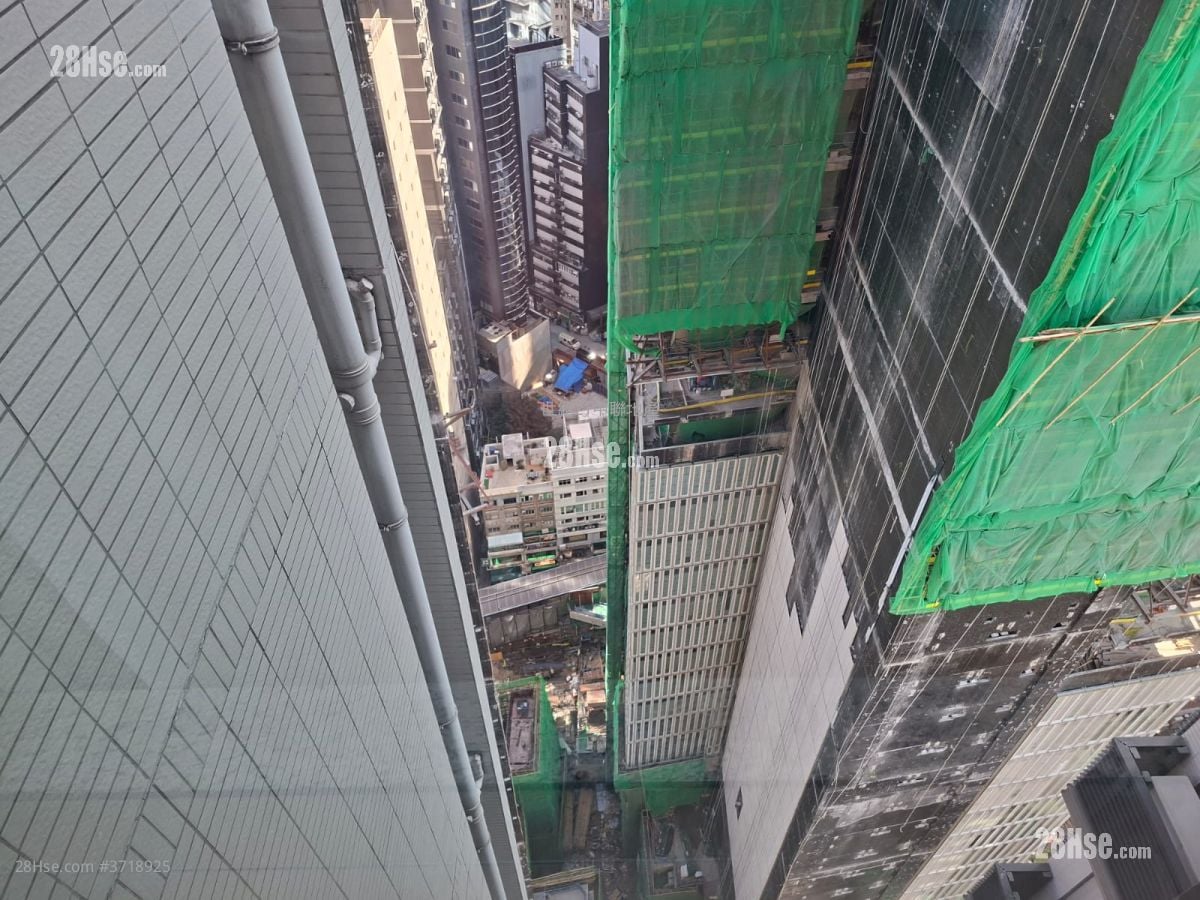 My Central Sell 2 Bedrooms , 1 Bathroom 679 ft²