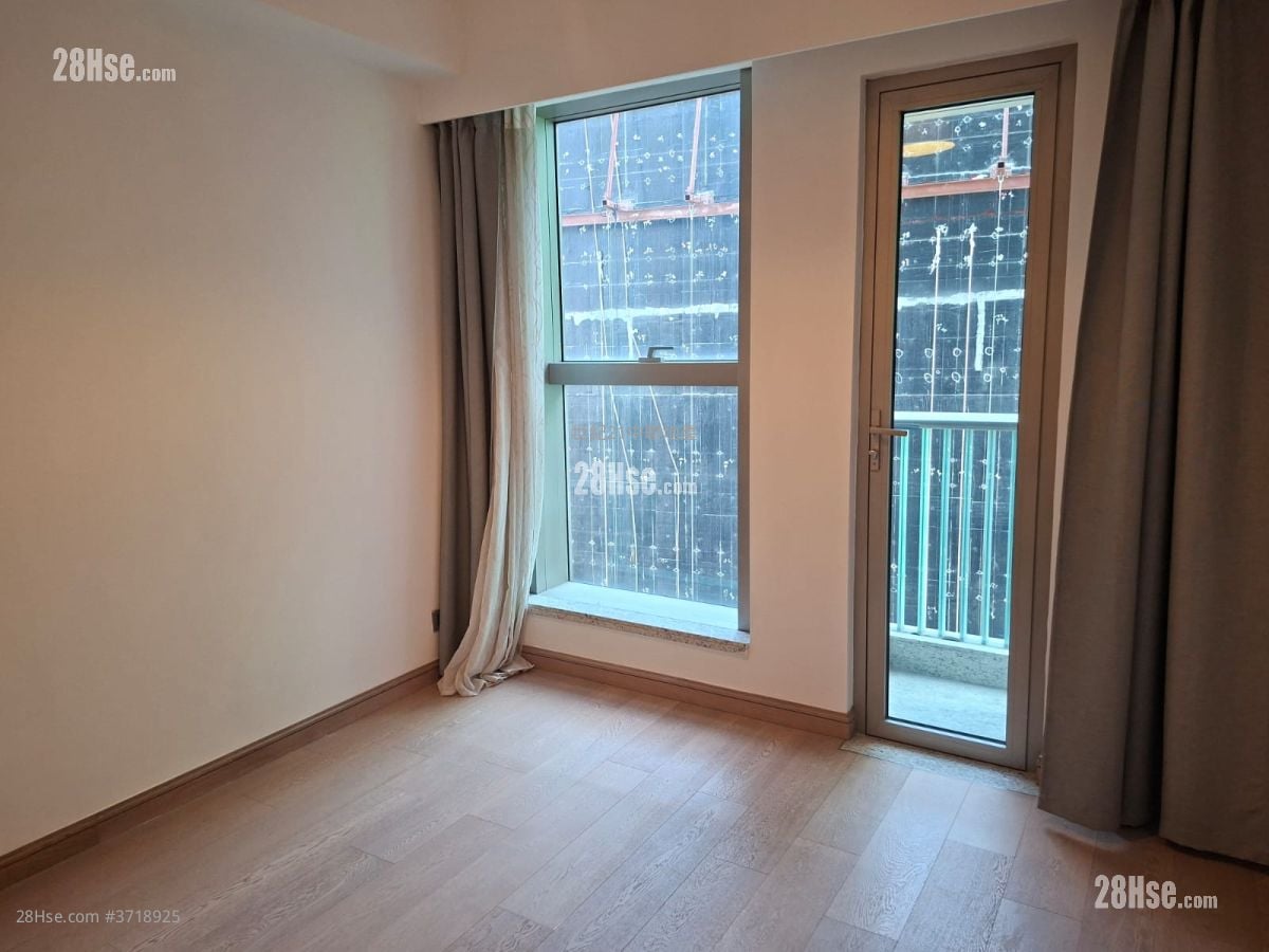 My Central Sell 2 Bedrooms , 1 Bathroom 679 ft²