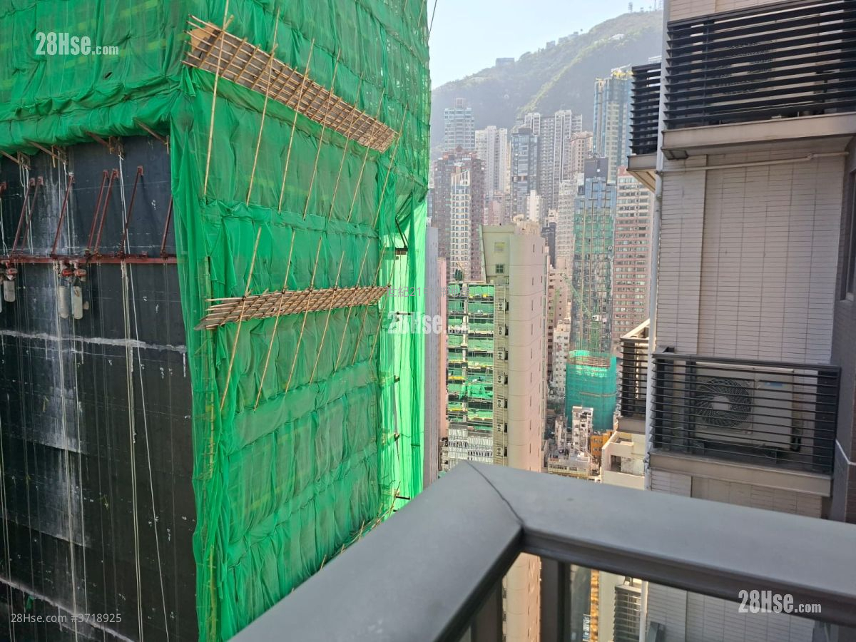 My Central Sell 2 Bedrooms , 1 Bathroom 679 ft²