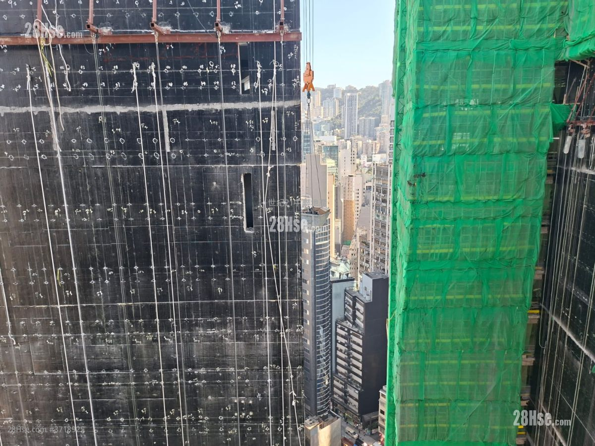 My Central Sell 2 Bedrooms , 1 Bathroom 679 ft²