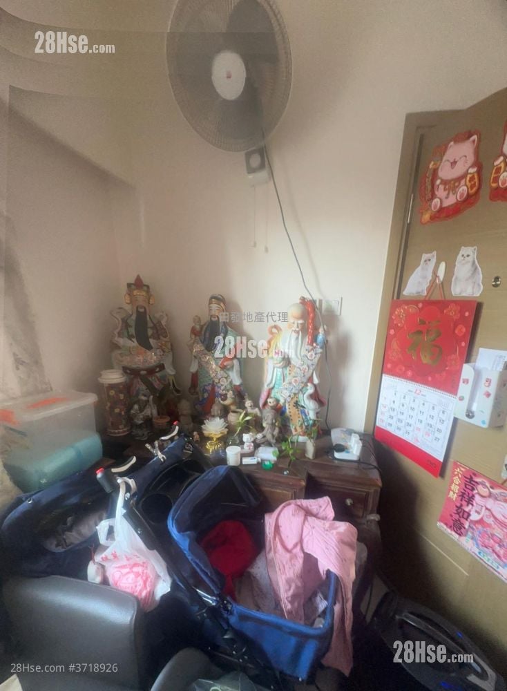 Anho House Sell 2 Bedrooms 380 ft²