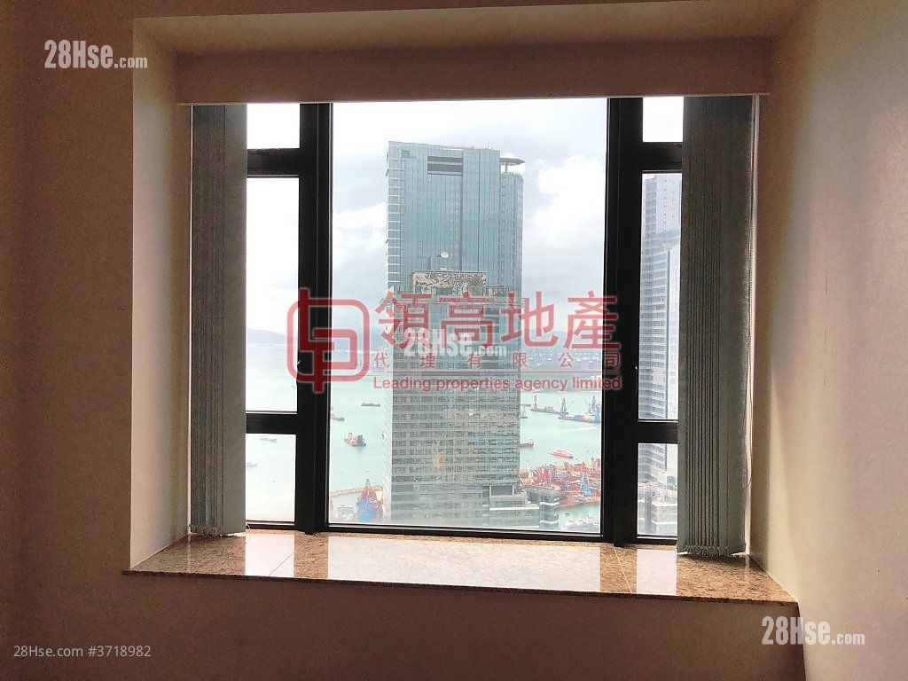 凯旋门 售盘 3 房 , 2 浴室 970 平方尺