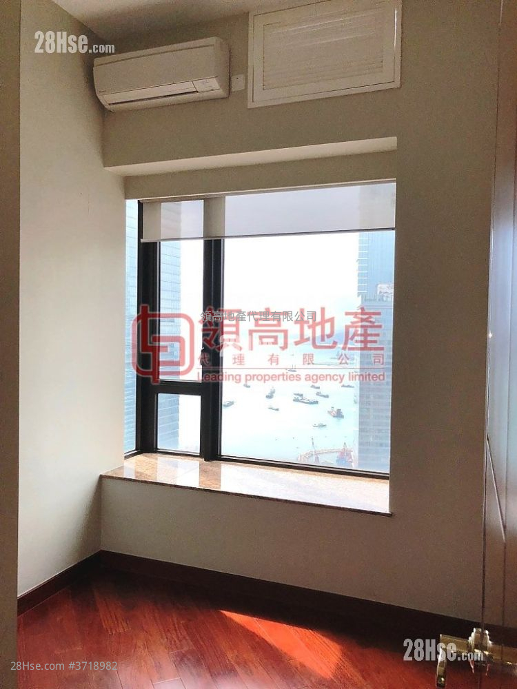 凯旋门 售盘 3 房 , 2 浴室 970 平方尺