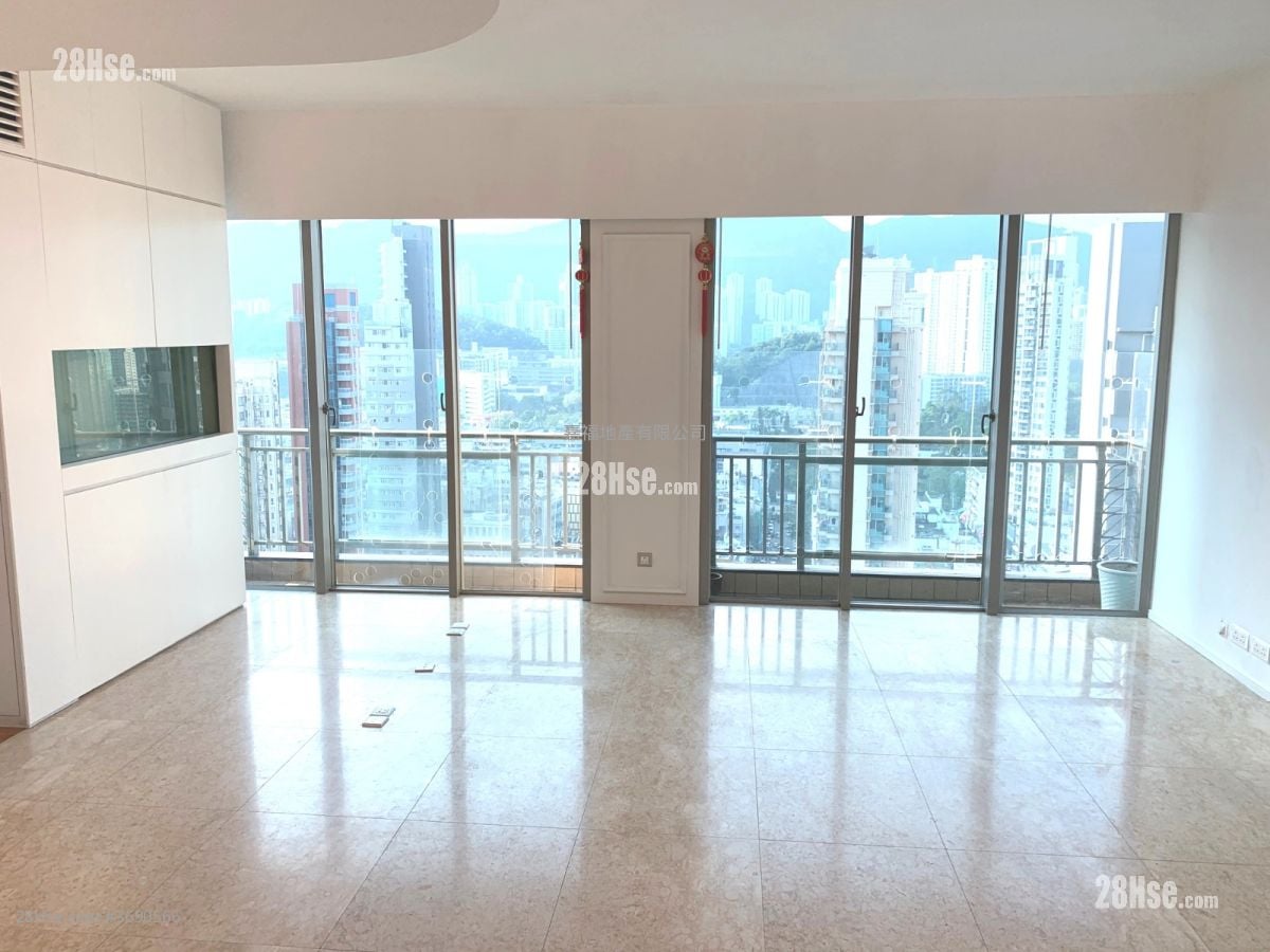 單幢樓房 售盤 4 房 , 2 浴室 1,246 平方呎