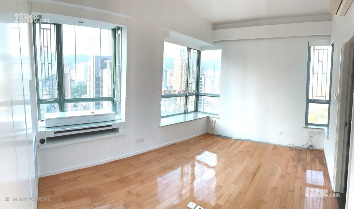 單幢樓房 售盤 4 房 , 2 浴室 1,246 平方呎