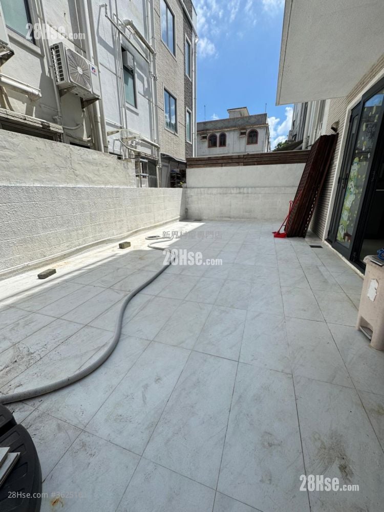 村屋 售盘 1,400 平方尺