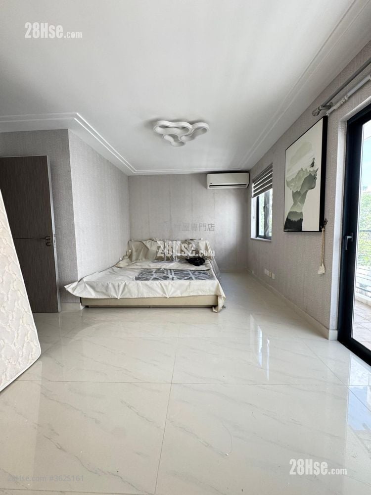 村屋 售盘 1,400 平方尺