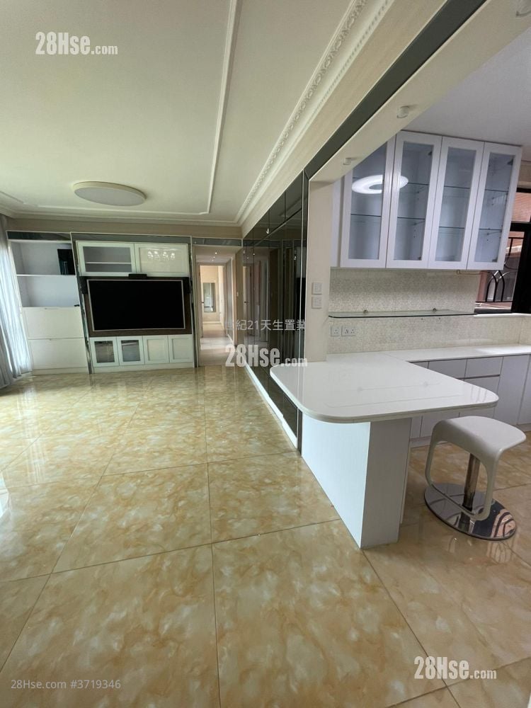 Aegean Coast Rental 3 Bedrooms , 2 Bathrooms 811 ft²