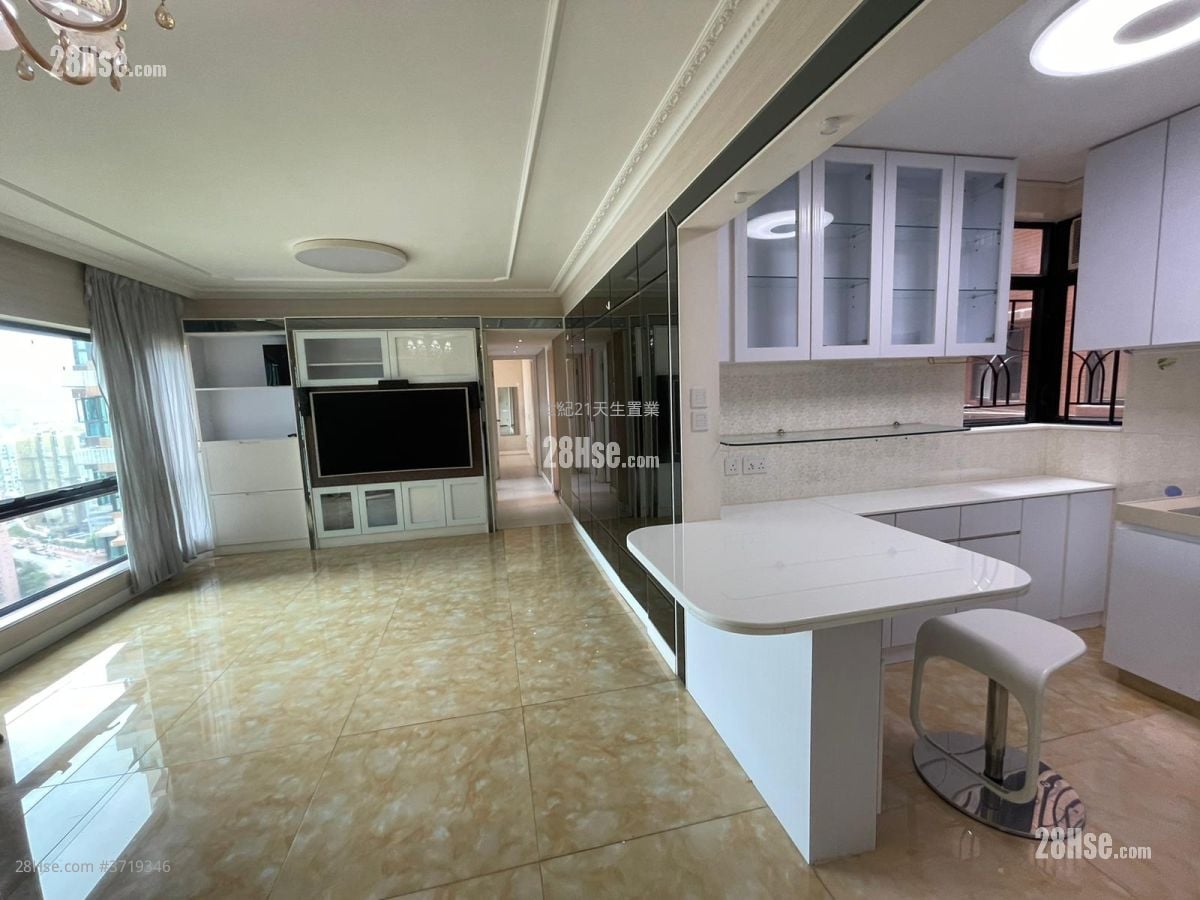 Aegean Coast Rental 3 Bedrooms , 2 Bathrooms 811 ft²