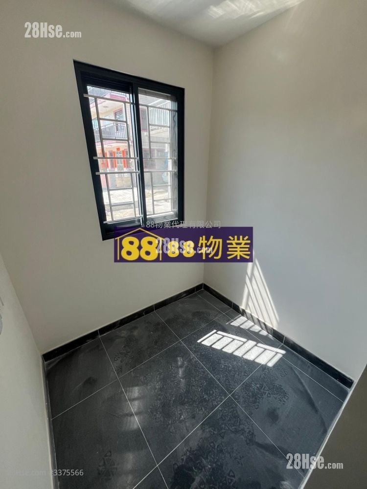 村屋 售盘 2 房 , 1 浴室 400 平方尺