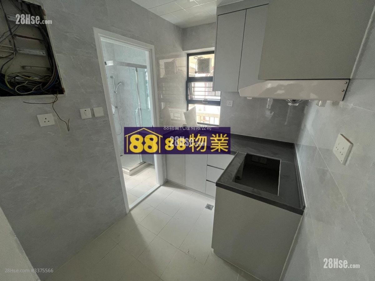 村屋 售盘 2 房 , 1 浴室 400 平方尺