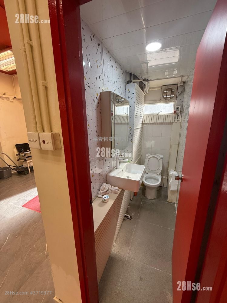 毅力工业中心 租盘 632 平方尺