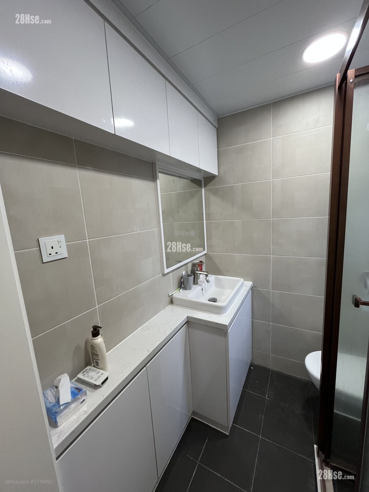 Yu Tai Court Sell Studio , 1 Bathroom 313 ft²