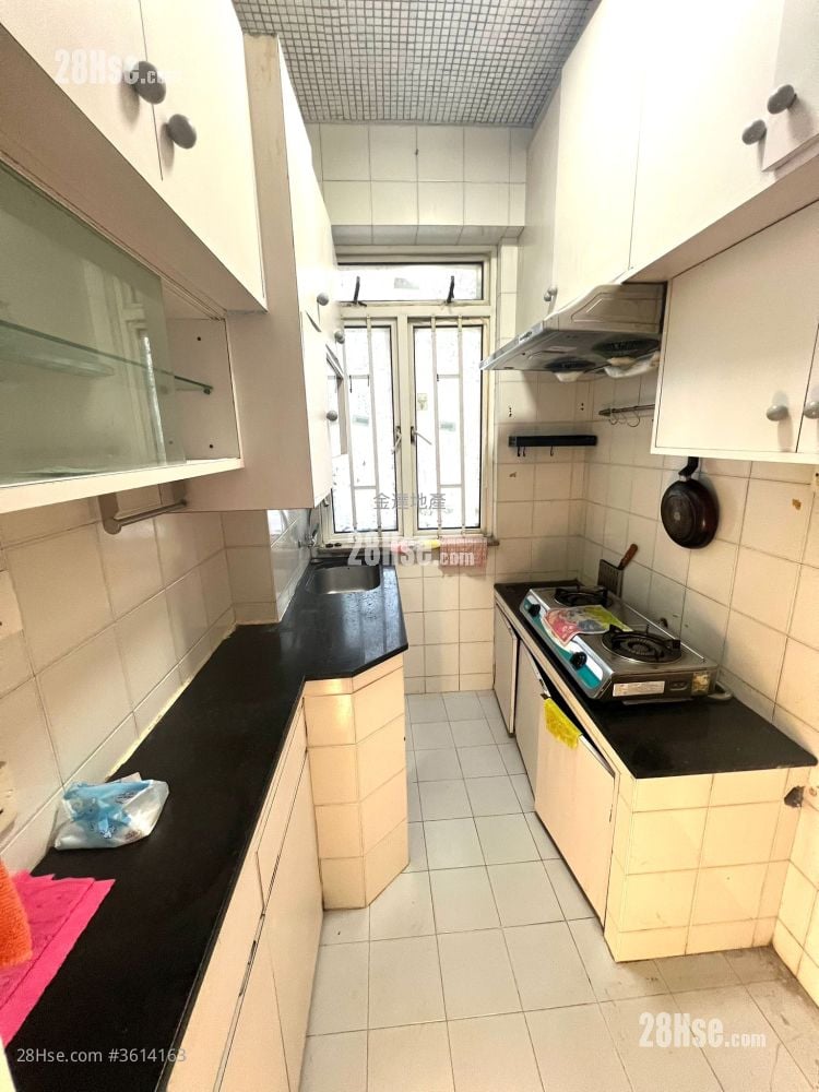 Kiu Wai Mansion Rental 3 Bedrooms , 2 Bathrooms 631 ft²