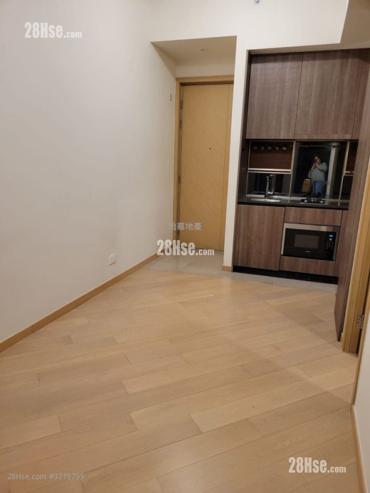 living room: Novum West Rental 1 Bedroom , 1 Bathroom 330 ft²