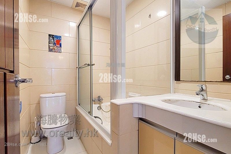 村屋 售盘 3 房 , 2 浴室 700 平方尺