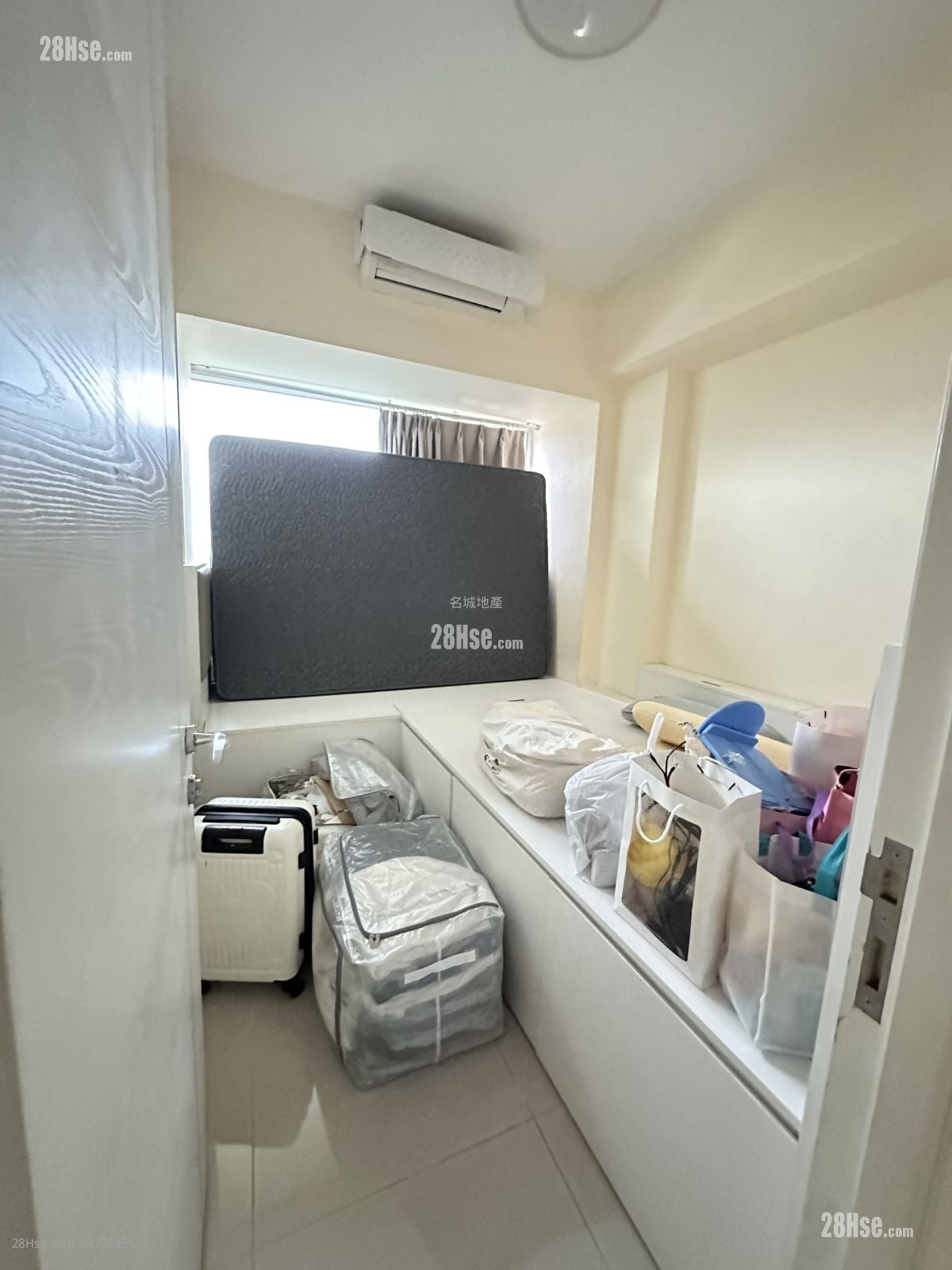 名城 租盘 4 房 958 平方尺