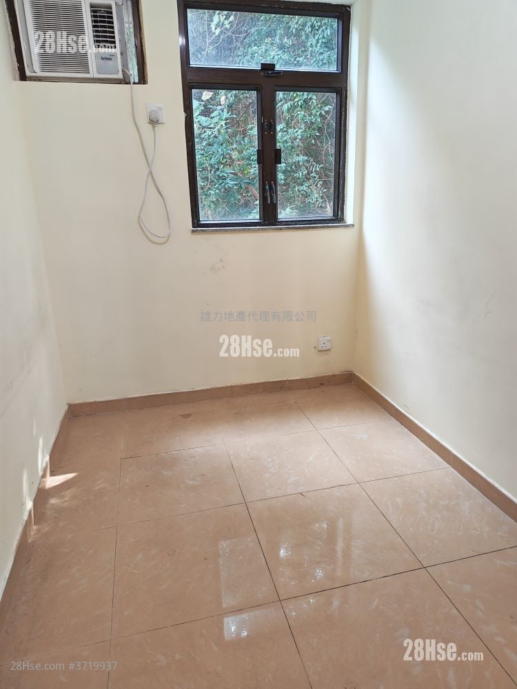 村屋 租盘 2 房 , 1 浴室 400 平方尺