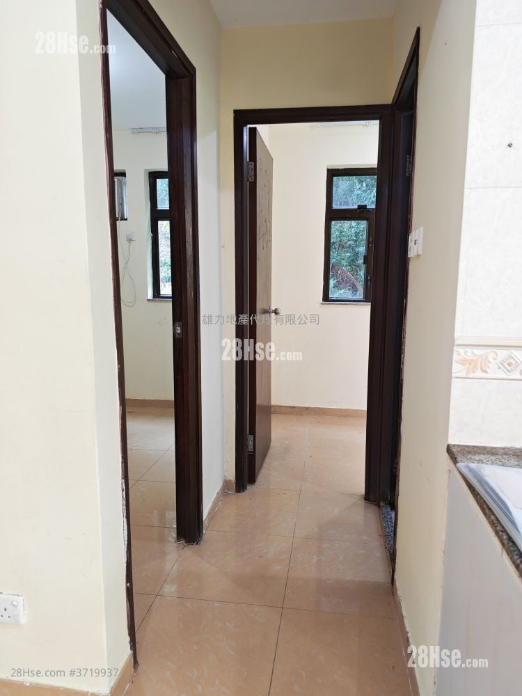 村屋 租盘 2 房 , 1 浴室 400 平方尺