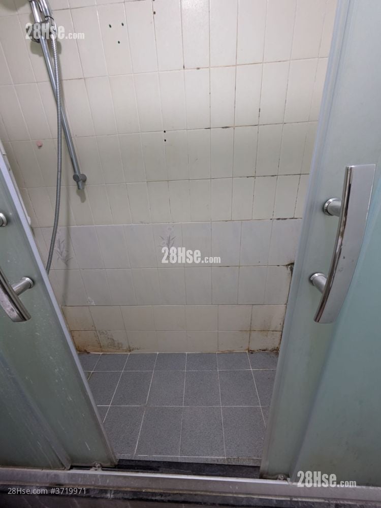 Hunghom Bay Centre Rental 2 Bedrooms , 1 Bathroom 411 ft²