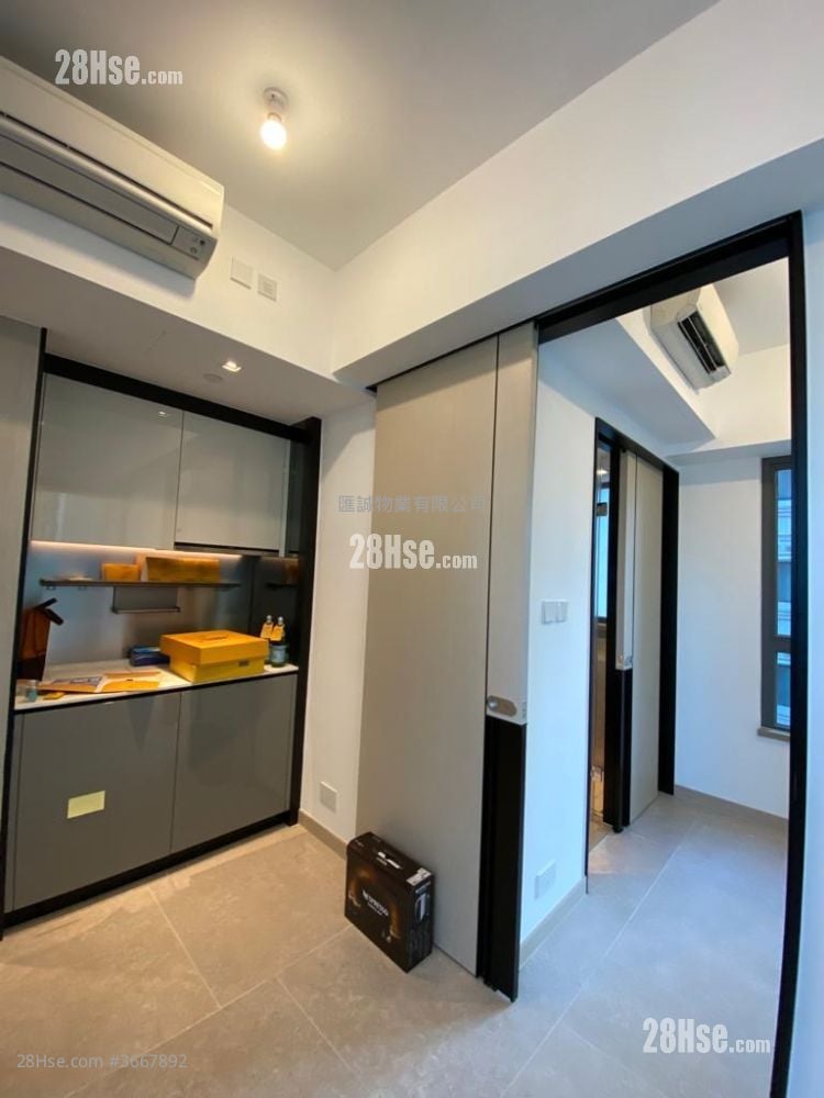 Downtown 38 Sell 1 Bedroom , 1 Bathroom 309 ft²