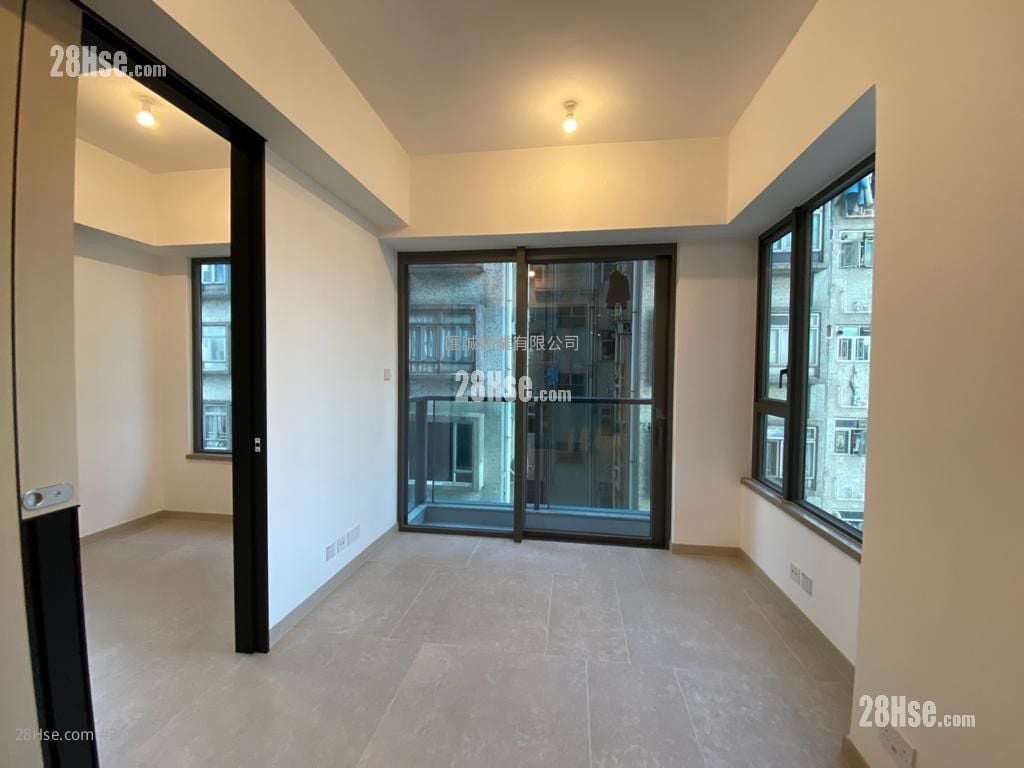 Downtown 38 Sell 1 Bedroom , 1 Bathroom 309 ft²