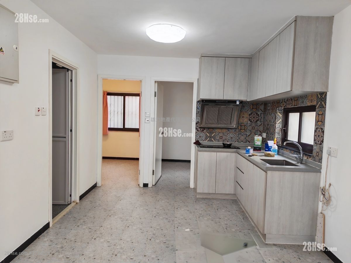 村屋 租盤 2 房 , 1 浴室 400 平方呎