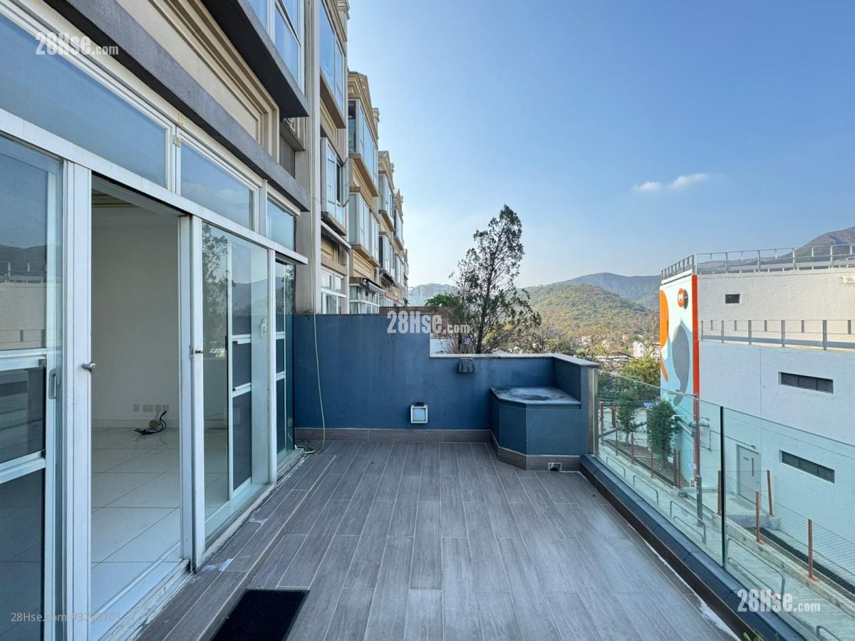 比华利山别墅 售盘 5+ 房 , 2 浴室 1,606 平方尺