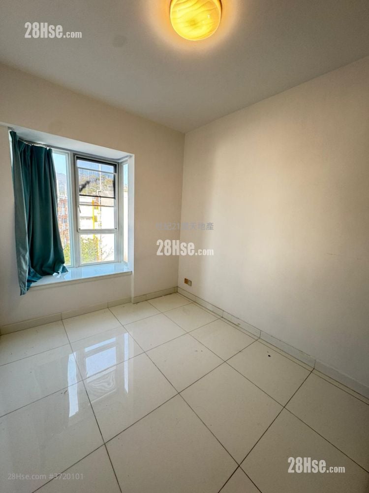 比华利山别墅 售盘 5+ 房 , 2 浴室 1,606 平方尺