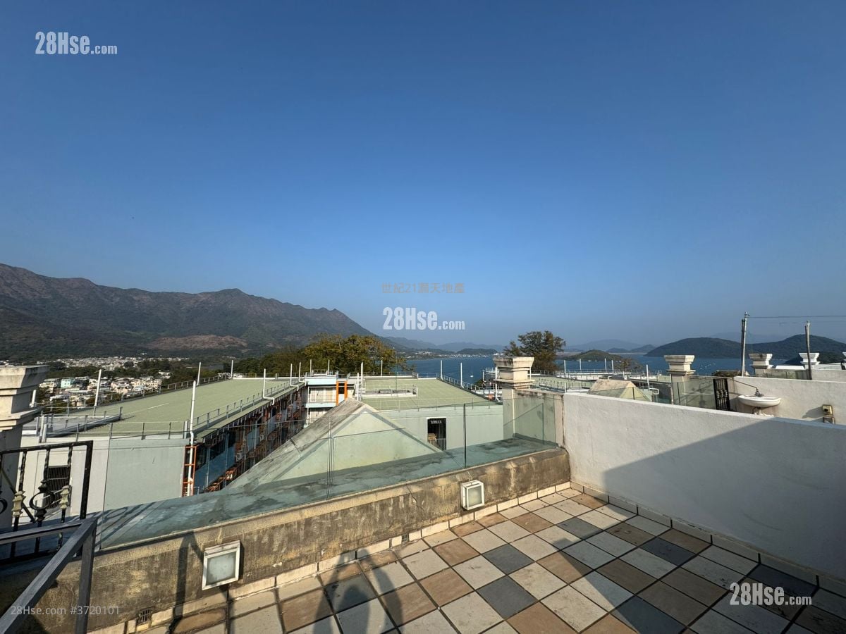 比华利山别墅 售盘 5+ 房 , 2 浴室 1,606 平方尺