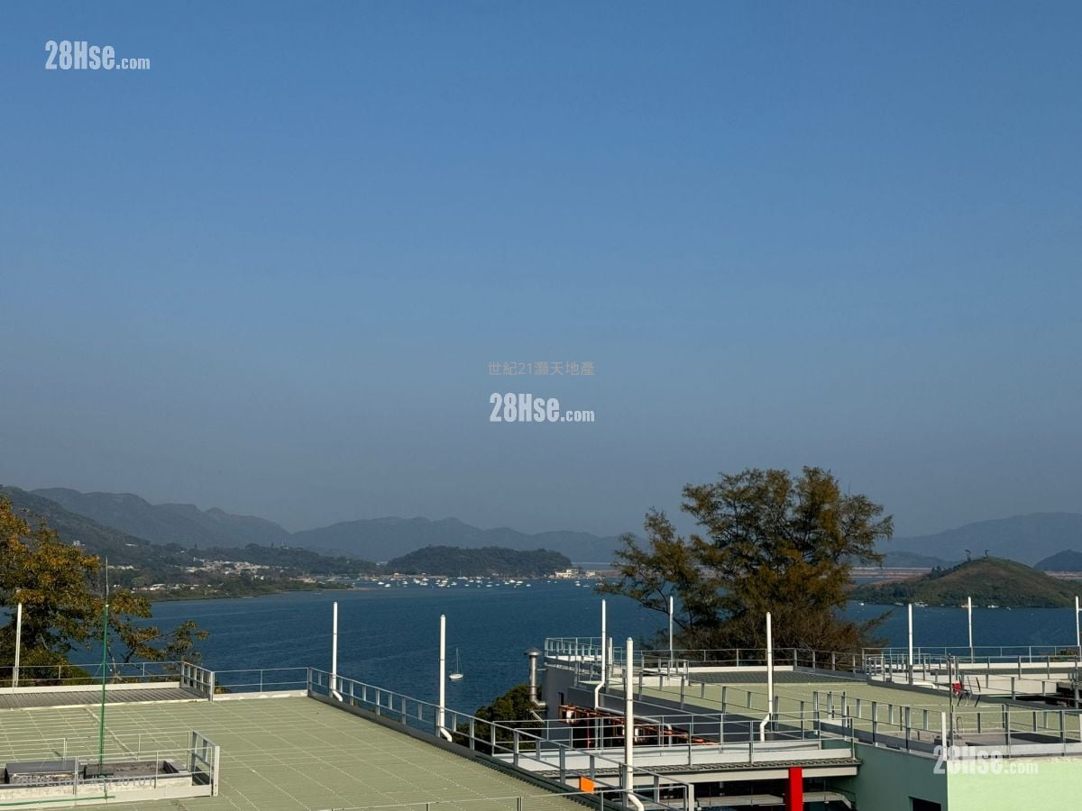 比华利山别墅 售盘 5+ 房 , 2 浴室 1,606 平方尺