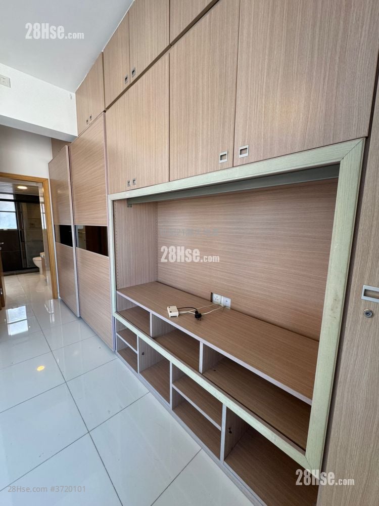 比华利山别墅 售盘 5+ 房 , 2 浴室 1,606 平方尺