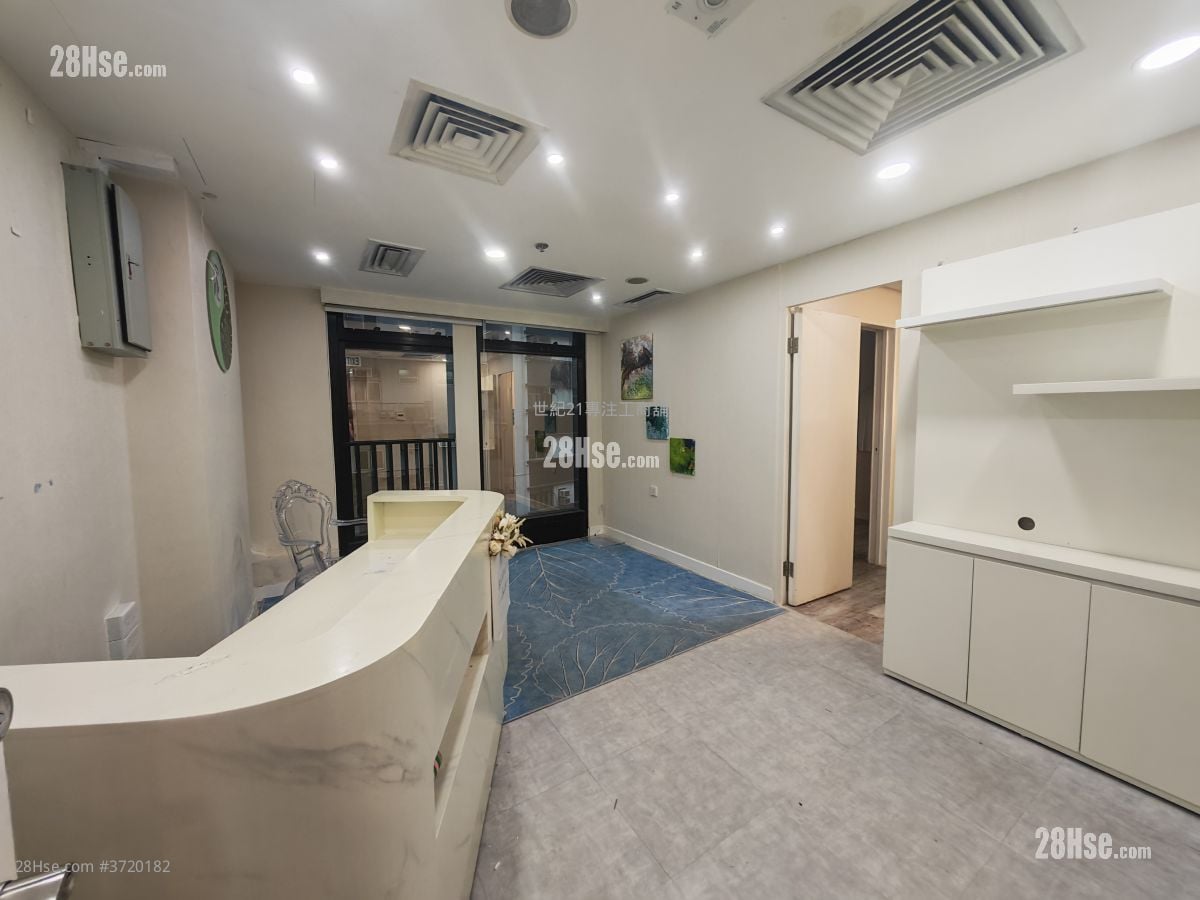 Siki Centre Rental 4 Bedrooms , 1 Toilet