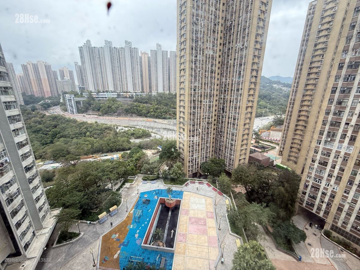 Hing Tin Estate Sell 2 Bedrooms , 1 Bathroom 443 ft²