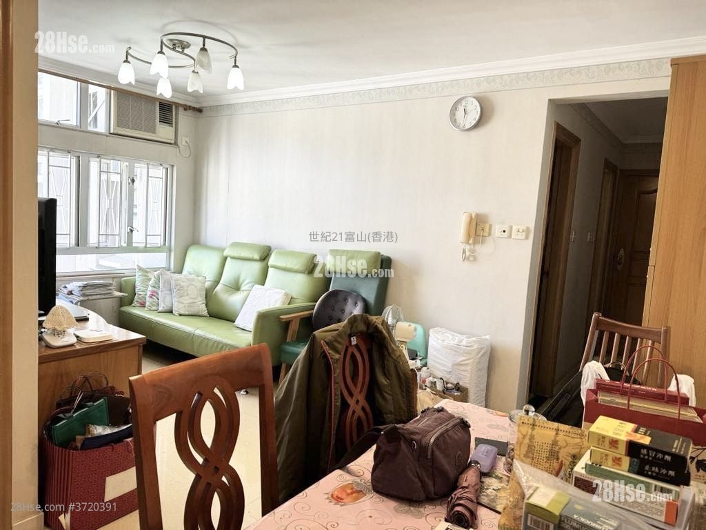 德強苑 售盤 3 房 , 1 浴室 574 平方呎